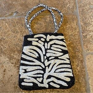 Vintage PEARL Black & White Patterned Beaded Purse